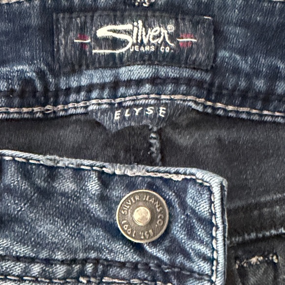 Silver brand Women's Deep Indigo Skinny Jeans - Picture 3 of 5